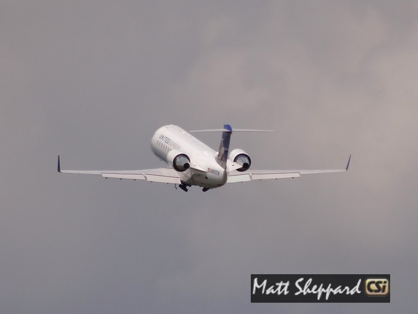United Express/SkyWest Jet Departs Jamestown